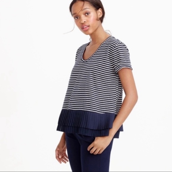 J. Crew Navy 100% Cotton Navy Blue & White Striped Pleated Top Xsmall Women’s - Picture 2 of 12